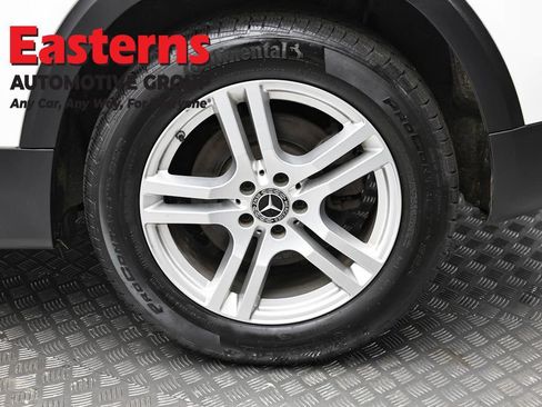 Used 2021 Mercedes-Benz GLB 250 4MATIC image 8