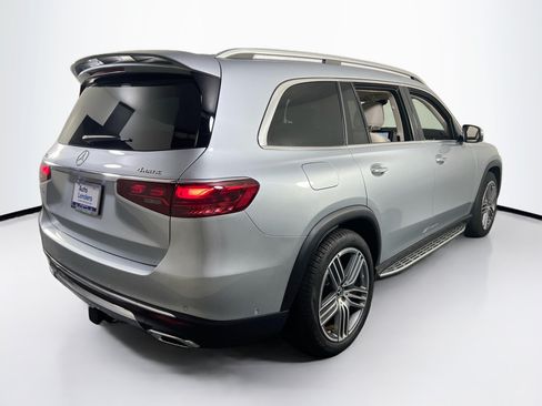 Used 2024 Mercedes-Benz GLS 450 4MATIC image 5