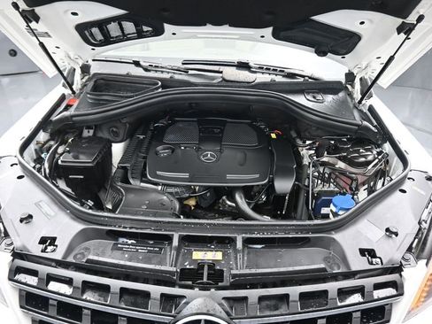 Used 2015 Mercedes-Benz ML 350 4MATIC image 49