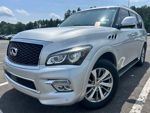 Used 2017 INFINITI QX80 4WD w/ Driver Assistance Package image 2