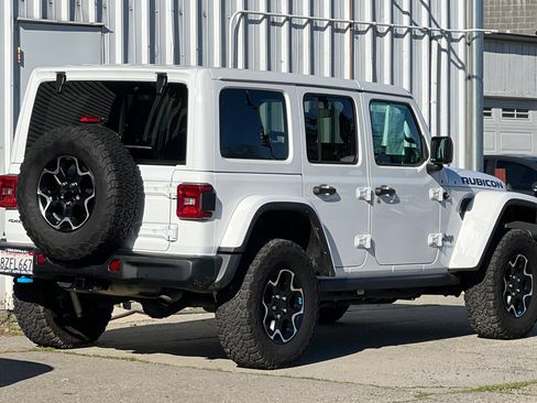 Used 2021 Jeep Wrangler Unlimited Rubicon 4xe w/ Steel Bumper Group image 4
