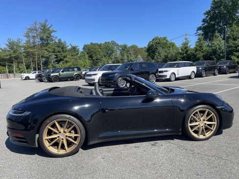 Used 2021 Porsche 911 Carrera RWD image 7