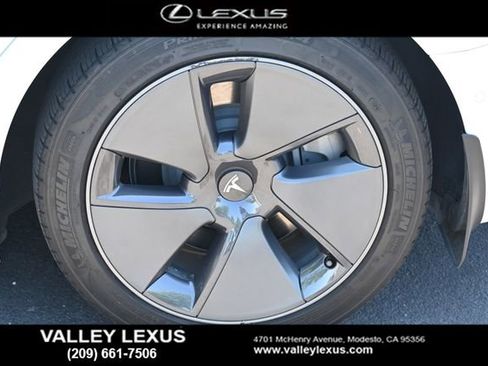 Used 2022 Tesla Model 3 Long Range AWD/4WD image 10