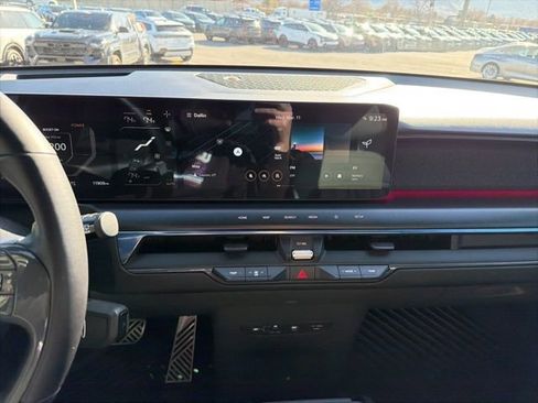 Certified 2025 Kia EV9 GT-Line image 15