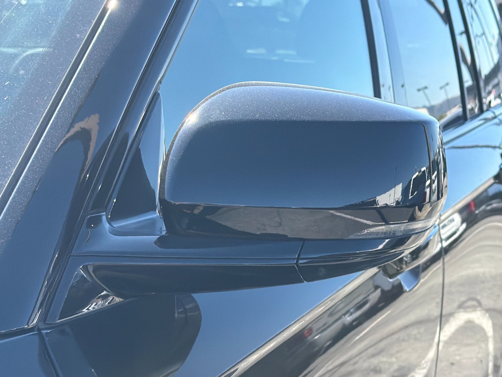 Used 2023 Jeep Grand Cherokee Altitude RWD image 41