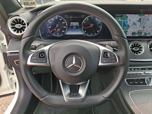 Used 2018 Mercedes-Benz E 400 4MATIC Cabriolet image 19