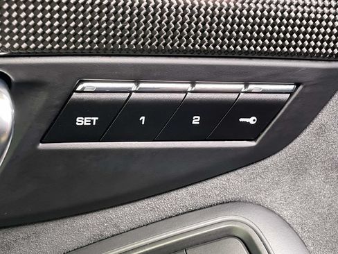 Certified 2019 Porsche 911 Targa 4 GTS AWD/4WD image 33