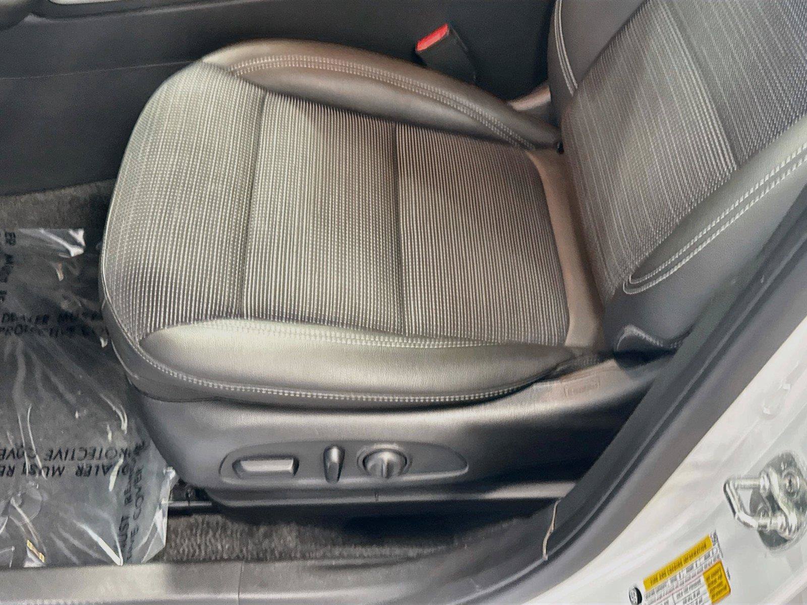 Used 2024 Buick Envista Preferred w/ Convenience I Package FWD image 19
