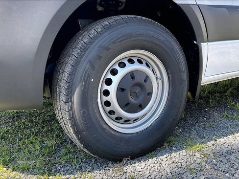 New 2026 Mercedes-Benz Sprinter 2500 image 9
