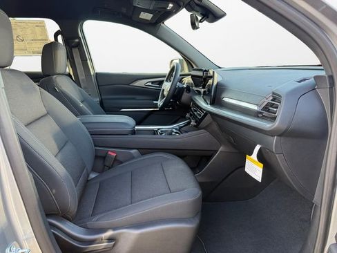 New 2026 Chevrolet Traverse LT AWD/4WD image 15