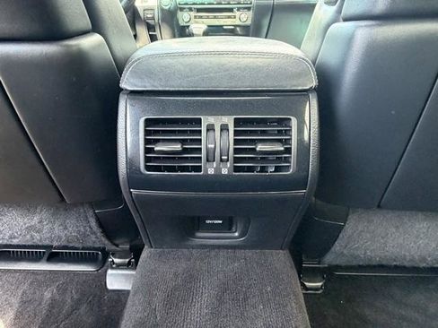 Used 2013 Lexus LS 460 AWD image 32