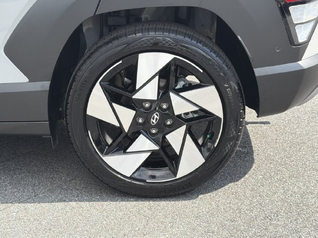 Certified 2026 Hyundai Kona Limited FWD image 22