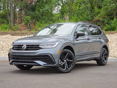 Used 2023 Volkswagen Tiguan SE R-Line