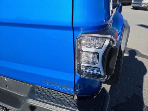 Used 2021 Jeep Gladiator Sport AWD/4WD image 15
