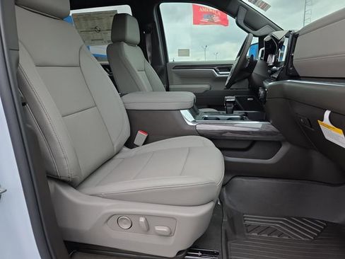 New 2026 Chevrolet Silverado 1500 LTZ w/ Technology Package image 16