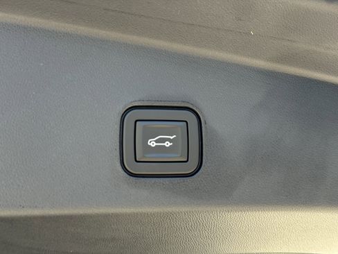 New 2026 Cadillac Lyriq Luxury image 12