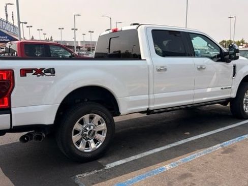 Used 2020 Ford F250 Platinum w/ FX4 Off-Road Package AWD/4WD image 3