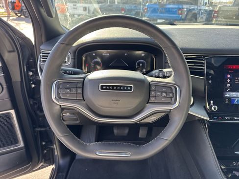 Used 2023 Jeep Wagoneer Series II w/ Convenience Group I image 21