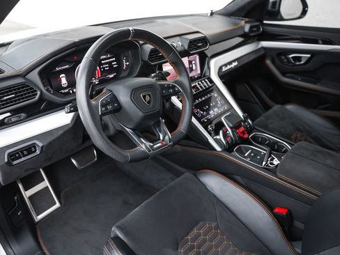 Used 2020 Lamborghini Urus AWD/4WD image 28