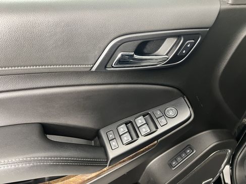 Used 2020 Chevrolet Tahoe LT AWD/4WD image 17