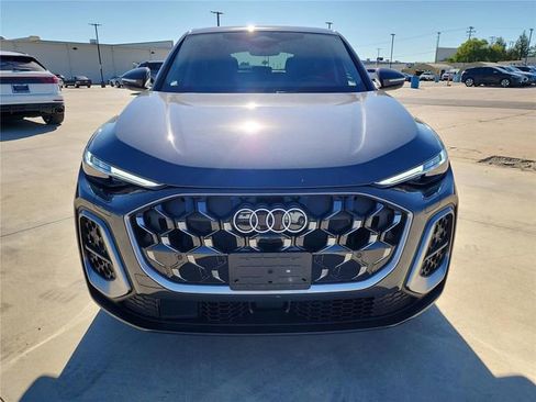 New 2025 Audi Q5 Prestige image 2