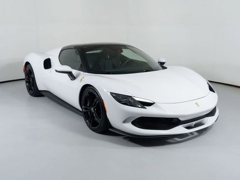 Used 2025 Ferrari 296 GTS RWD image 7