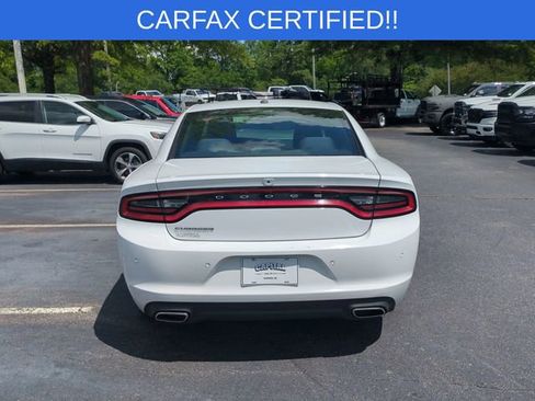 Used 2019 Dodge Charger SXT RWD image 4