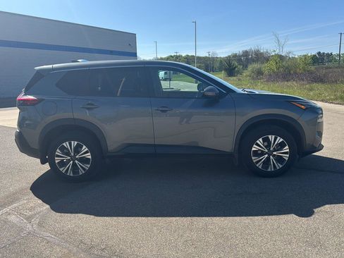 Used 2023 Nissan Rogue SV AWD/4WD image 7