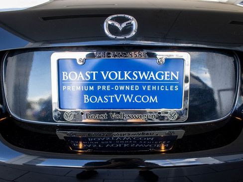 Used 2014 MAZDA MX-5 Miata Sport image 11