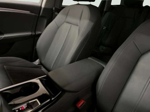 Used 2025 Audi Q6 e-tron Premium w/ Convenience Package RWD image 89