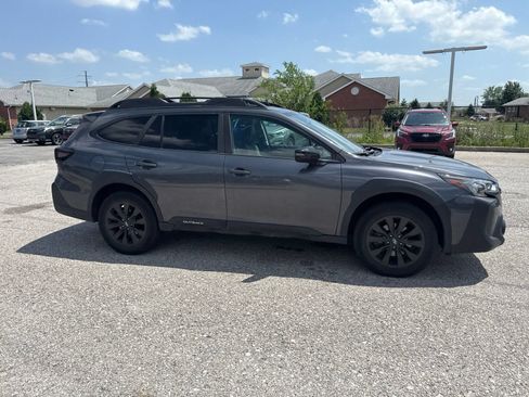 Certified 2024 Subaru Outback Onyx Edition AWD/4WD image 12