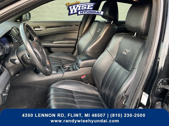 Used 2019 Chrysler 300 S AWD/4WD image 11