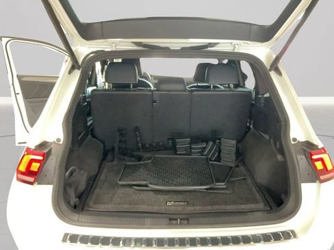 Used 2024 Volkswagen Tiguan SEL R-Line AWD/4WD image 22