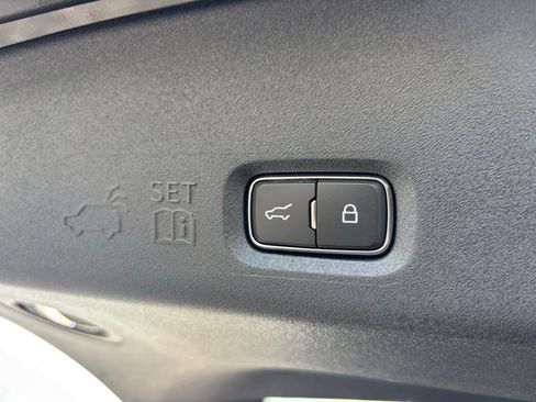 New 2025 Lincoln Navigator L Reserve AWD/4WD image 21