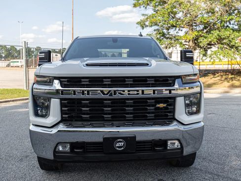 Used 2020 Chevrolet Silverado 2500 LT image 2