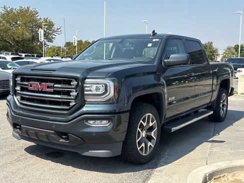 Used 2018 GMC Sierra 1500 SLT AWD/4WD image 3