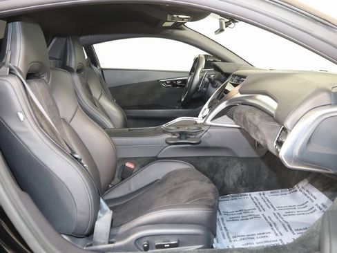 Used 2021 Acura NSX image 12