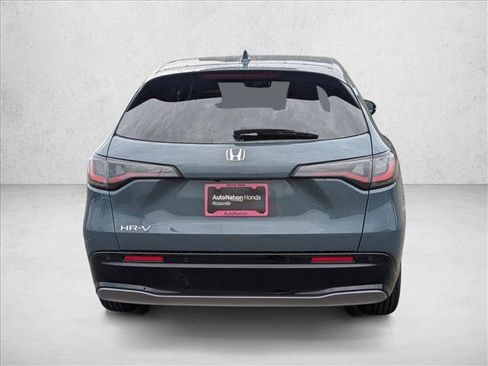 New 2026 Honda HR-V LX image 25