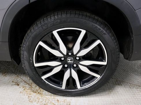 Used 2022 Honda Pilot Touring image 19