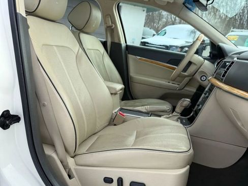 Used 2012 Lincoln MKZ AWD image 17