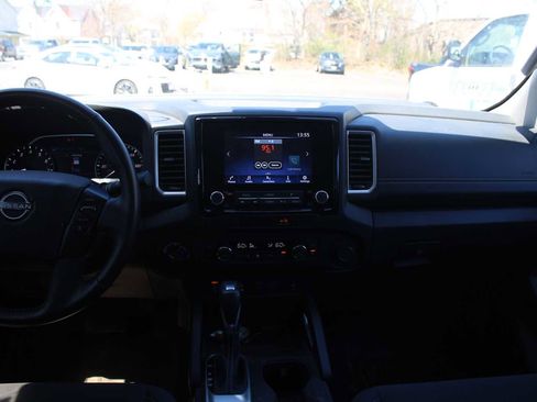 Used 2023 Nissan Frontier SV w/ SV Convenience Package AWD/4WD image 7