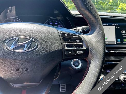 Used 2019 Hyundai Elantra Sport w/ Premium Package 03 FWD image 17