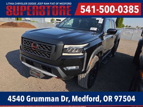 Used 2023 Nissan Frontier PRO-4X w/ Tow Package AWD/4WD image 1
