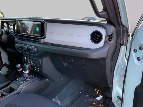 Used 2024 Jeep Wrangler Sport AWD/4WD image 16