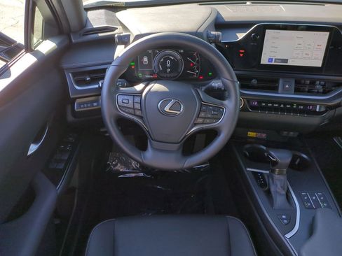 Certified 2024 Lexus UX 250h F Sport image 27