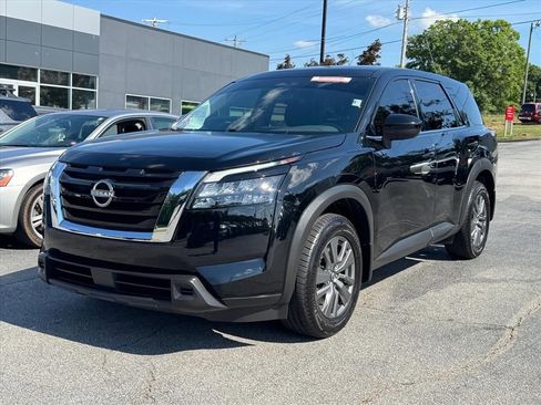 Certified 2024 Nissan Pathfinder S FWD image 7