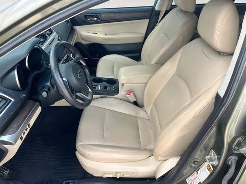 Used 2018 Subaru Outback 2.5i Limited w/ Popular Package #2 AWD/4WD image 13