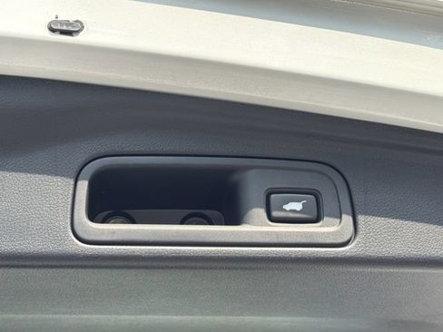 Used 2022 Honda Pilot Touring image 33