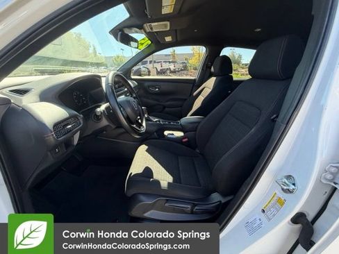 Used 2025 Honda HR-V Sport image 14