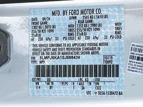 Used 2025 Lincoln Nautilus Reserve AWD/4WD image 34